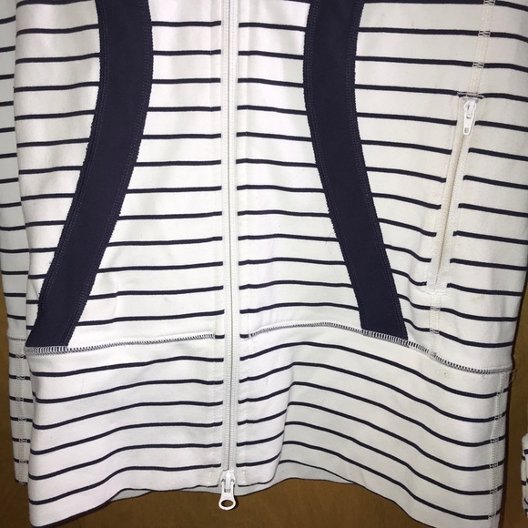 Lululemon In Stride Jacket - Picture 8 of 12